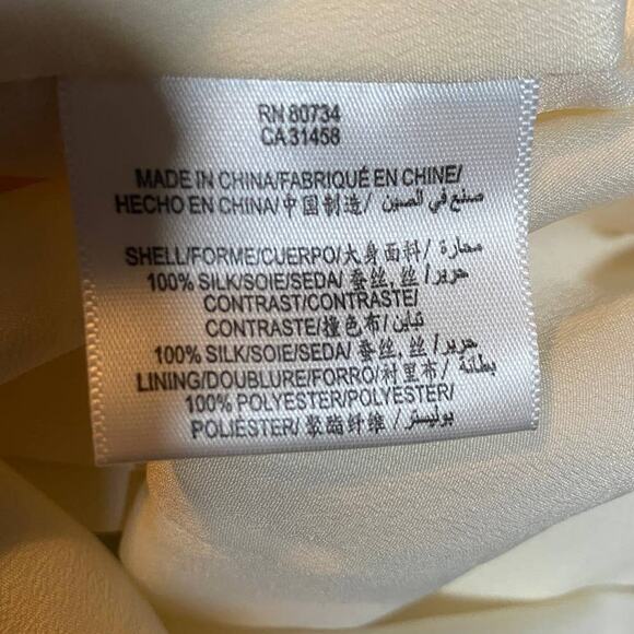 BCBGMAXAZRIA Striped Dress Silk Fit & Flare V Neck Mini Black & White Womens 8 - Picture 7 of 8